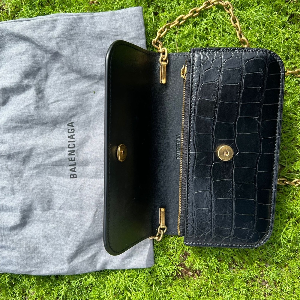 Balenciaga Black Croc-Embossed Leather Crossbody with Gold Chain - Picture 6 of 8
